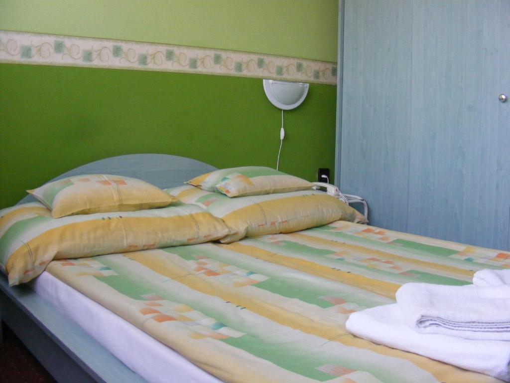 Hotel Pelikan Hódmezővásárhely Zimmer foto